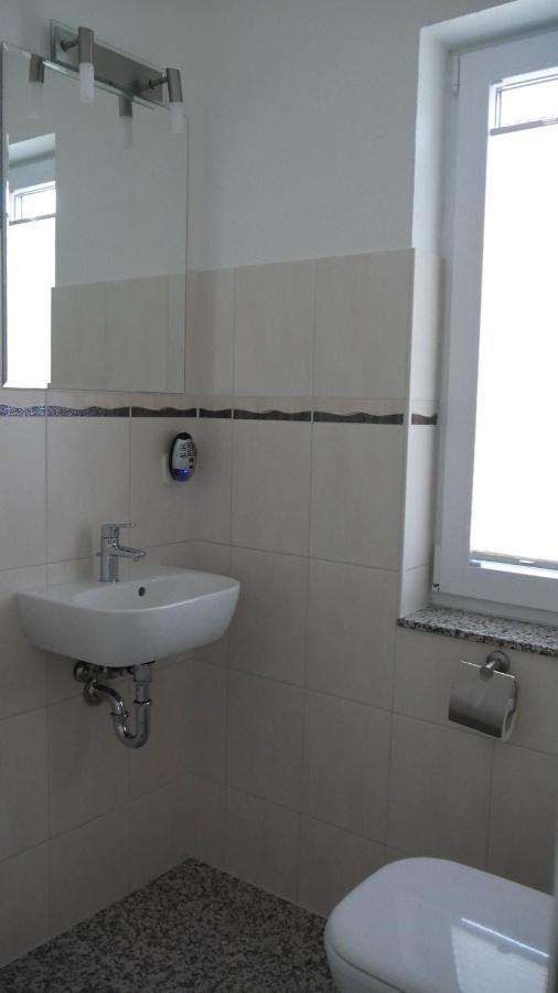 Stadtnahe Komfortferienwohnung Fuer Familien Und Geschaeftsreisende Apartment *