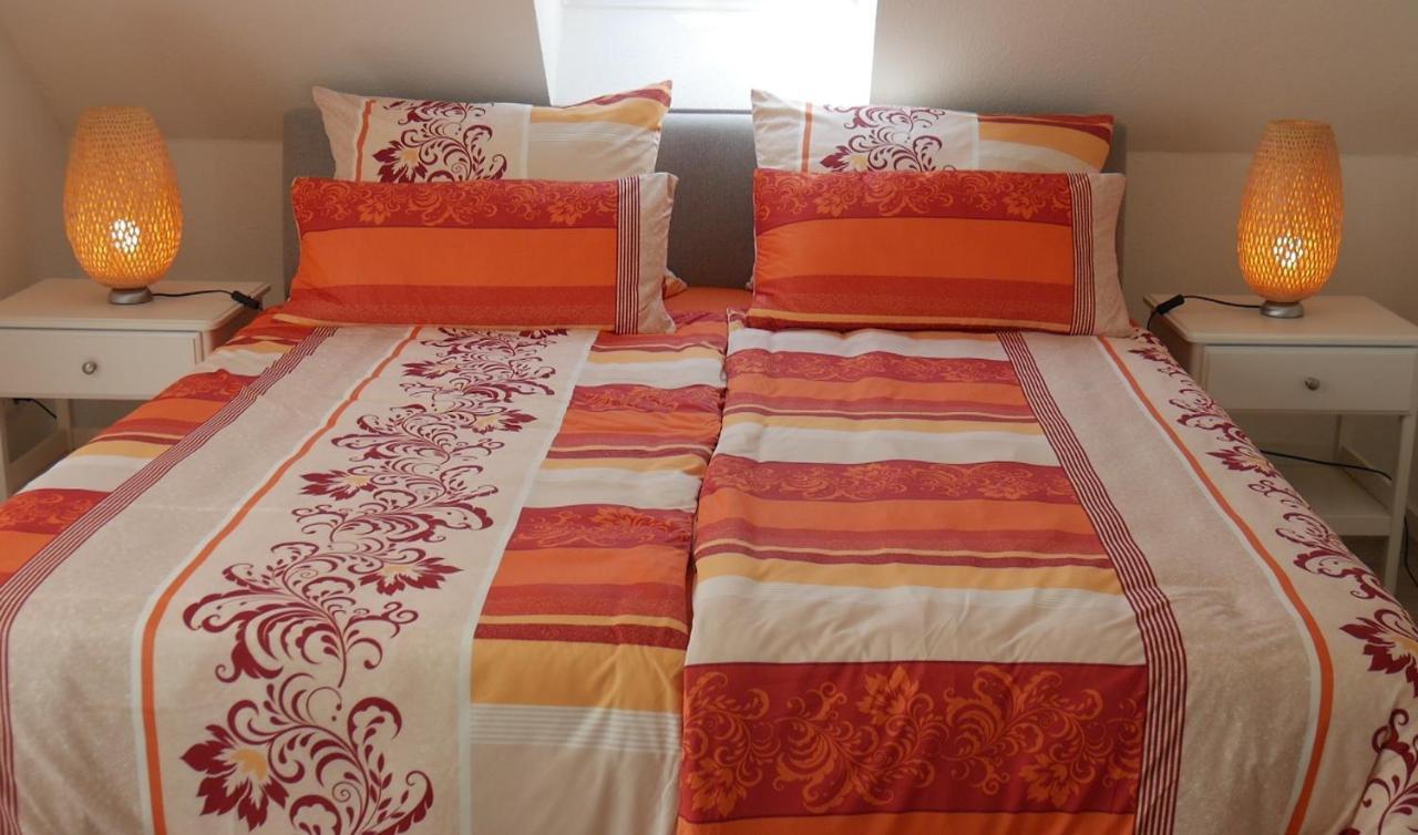 Stadtnahe Komfortferienwohnung Fuer Familien Und Geschaeftsreisende Apartment